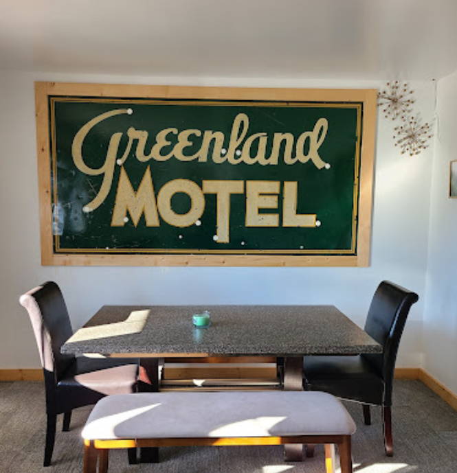 Greenland Motel - Recent Photos From Website (newer photo)
